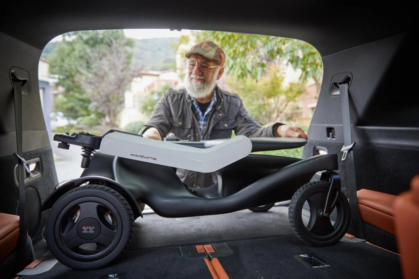 1Lightweight Folding Wheelchairs for Car Trips