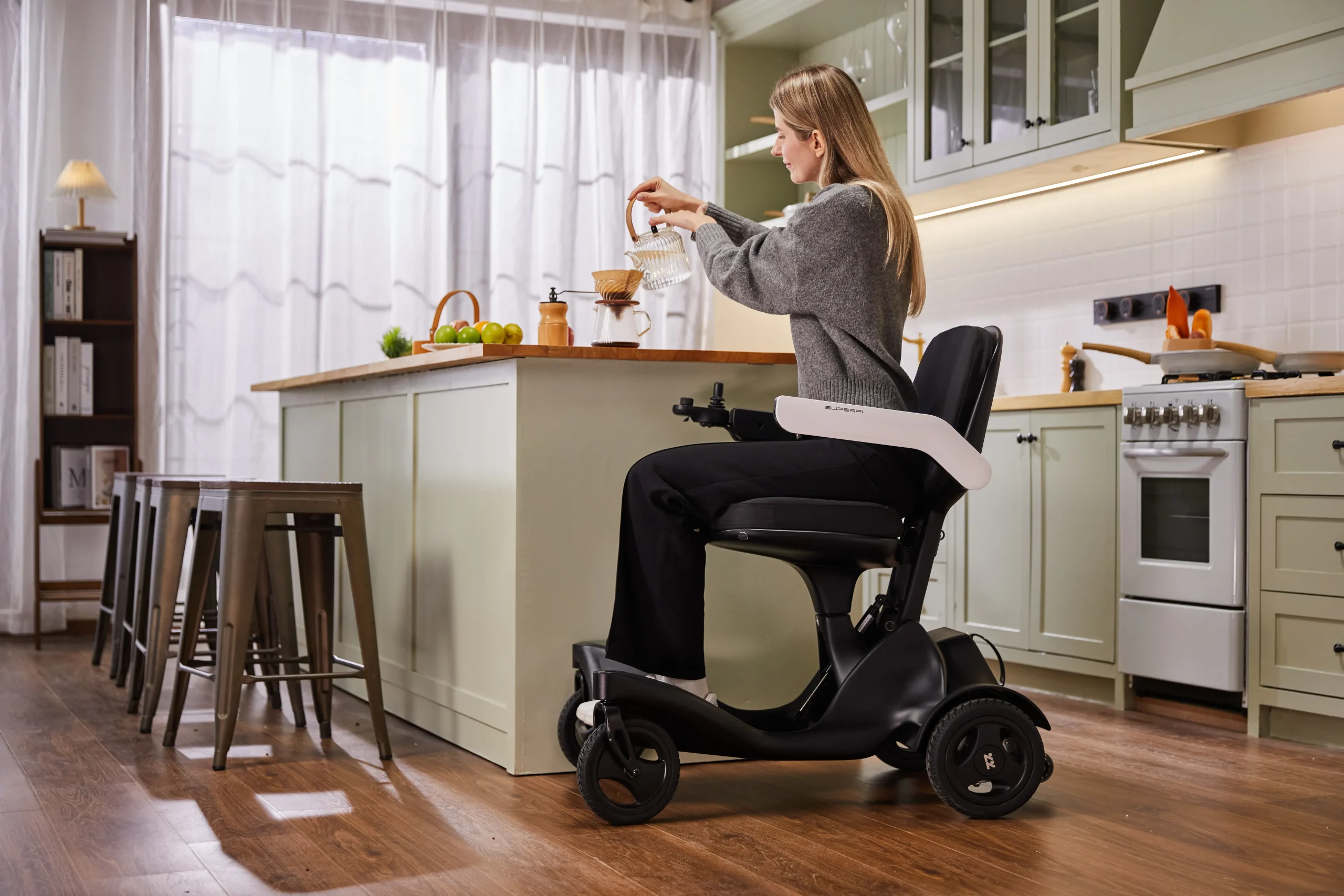 Electric Wheelchair2