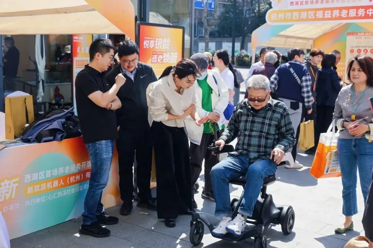 the best lightweight electric wheelchair for elderly